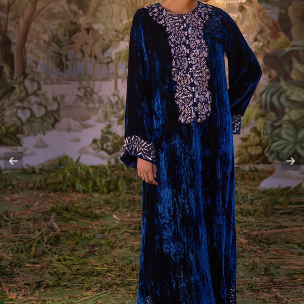 Elegant Blue Long Sleeve Dress - Picture 3 of 10